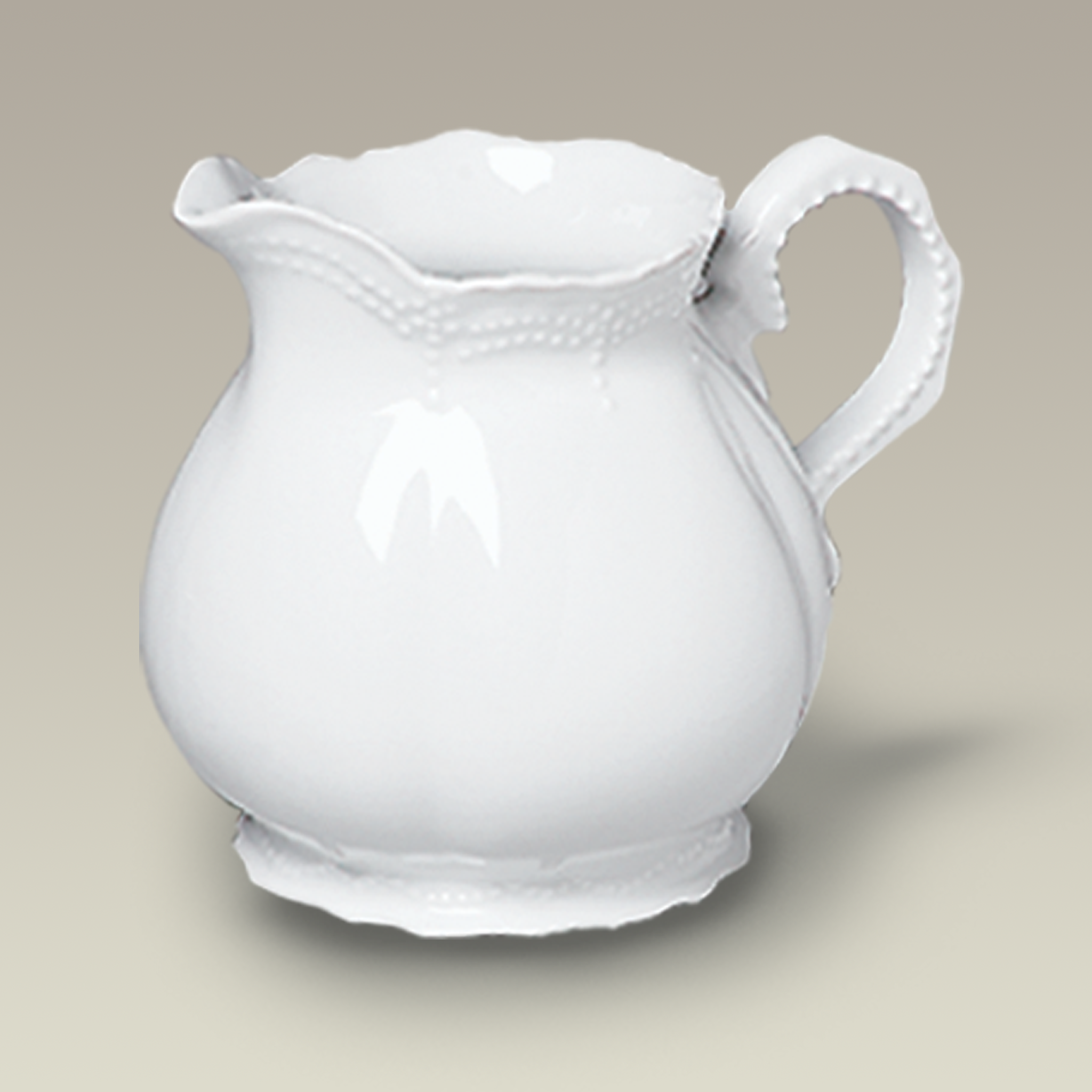 20 oz. Porcelain Pitcher