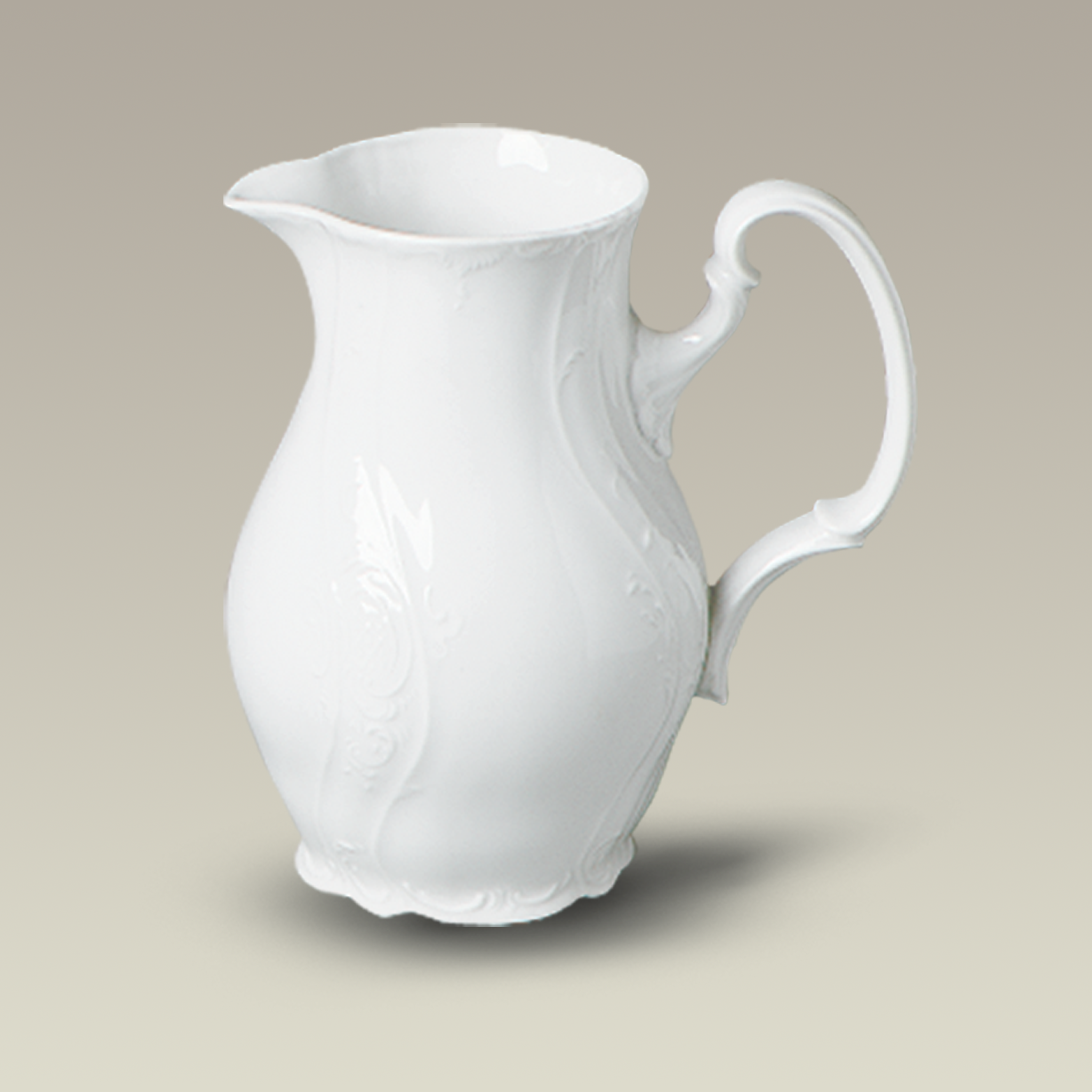32 oz. Bernadotte Pitcher