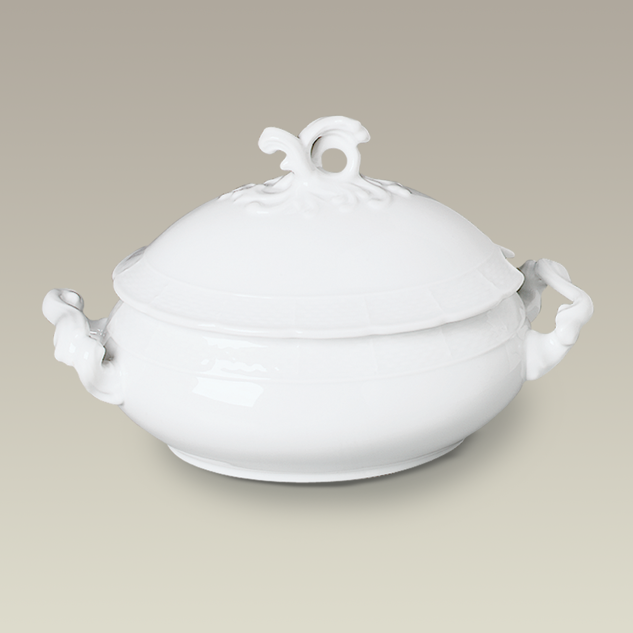 3 Qt. Minuet Tureen