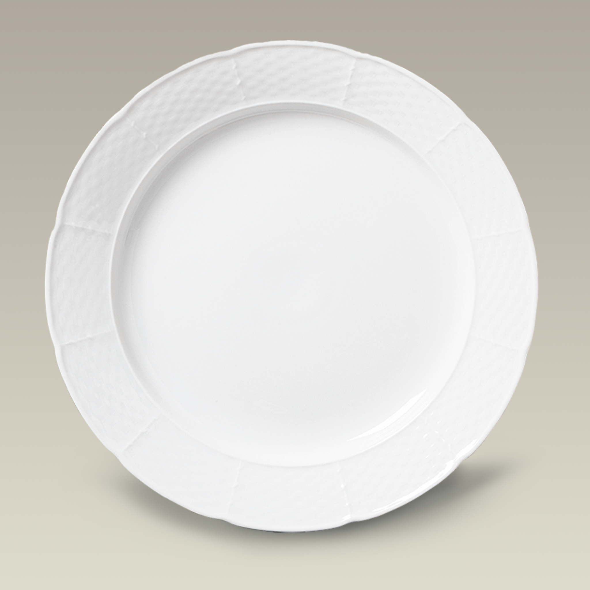 11.5" Minuet Plate