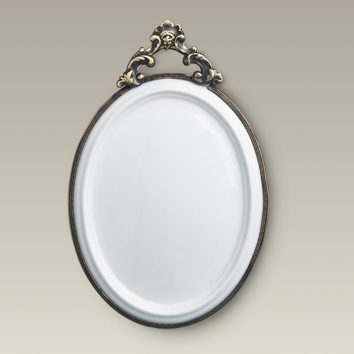 9.5" Oval Plaque with Metal Frame