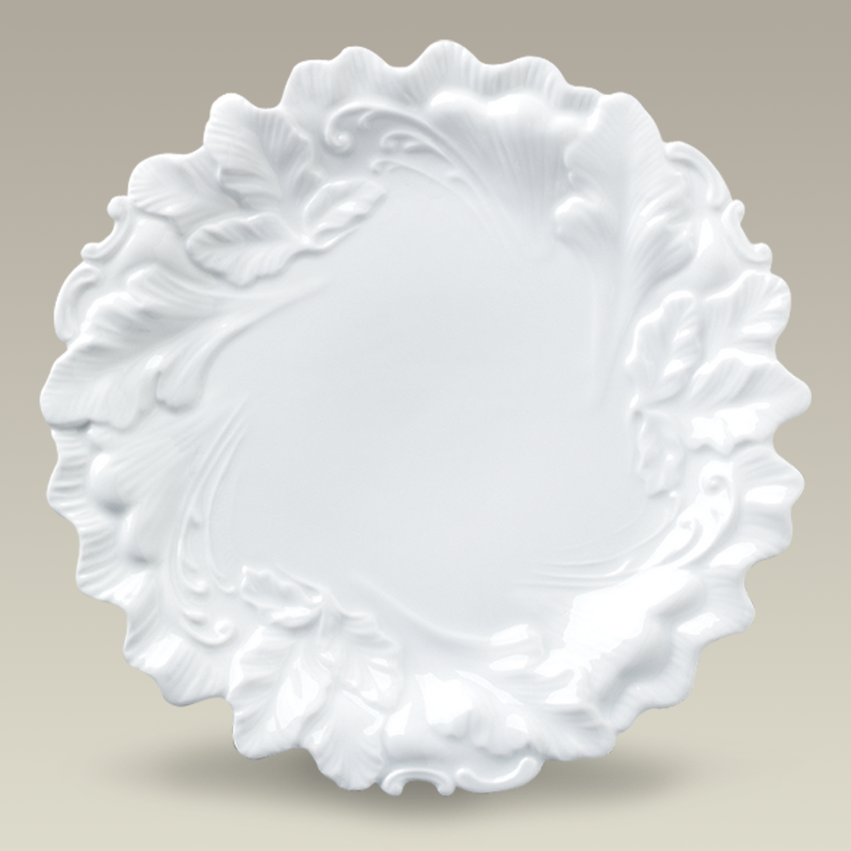 10.25" Embossed Leaf Plate