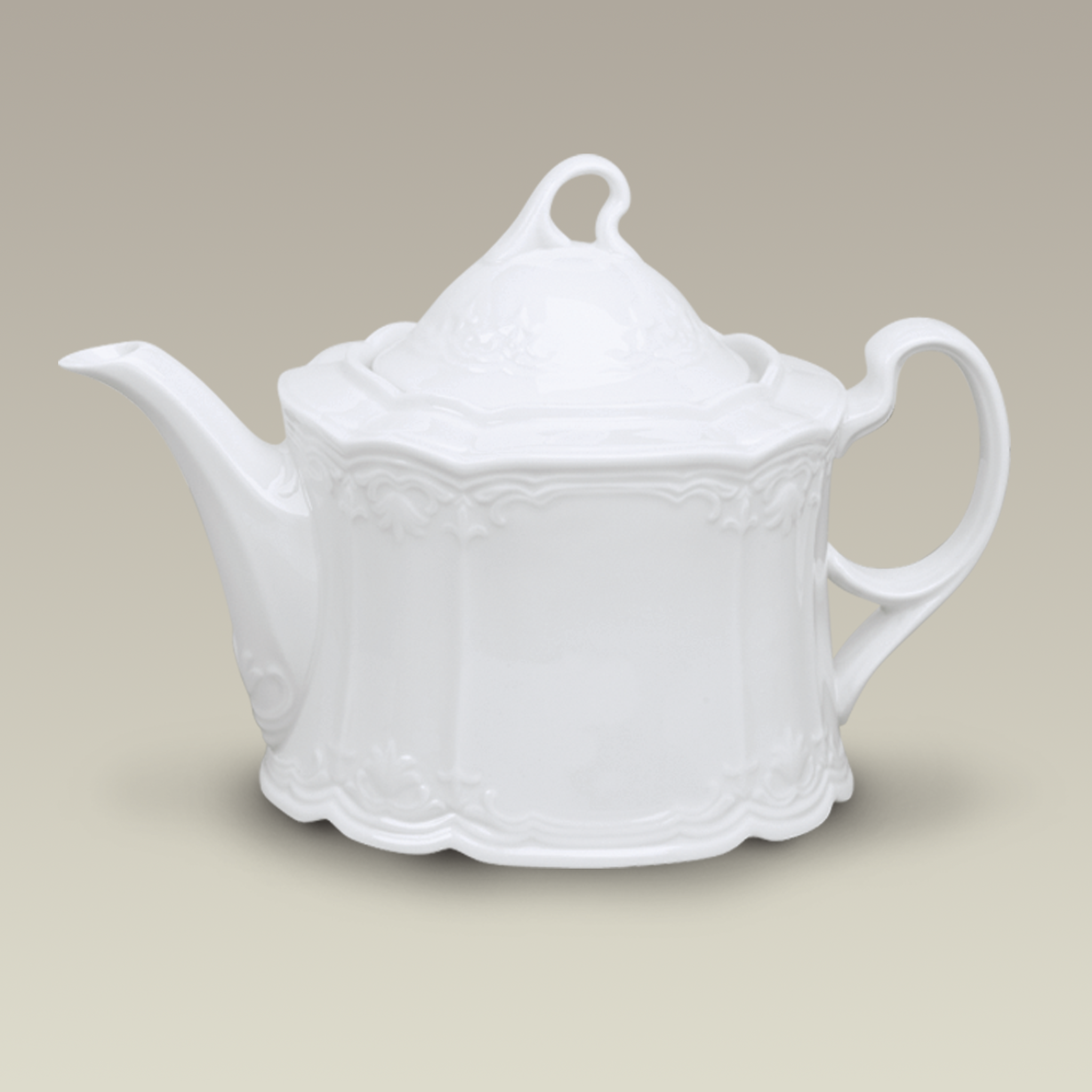 Julia Shape Teapot, 34 oz
