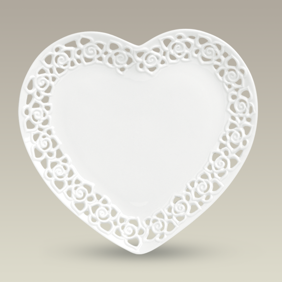 10" Heart Shape Plate w/ Openwork