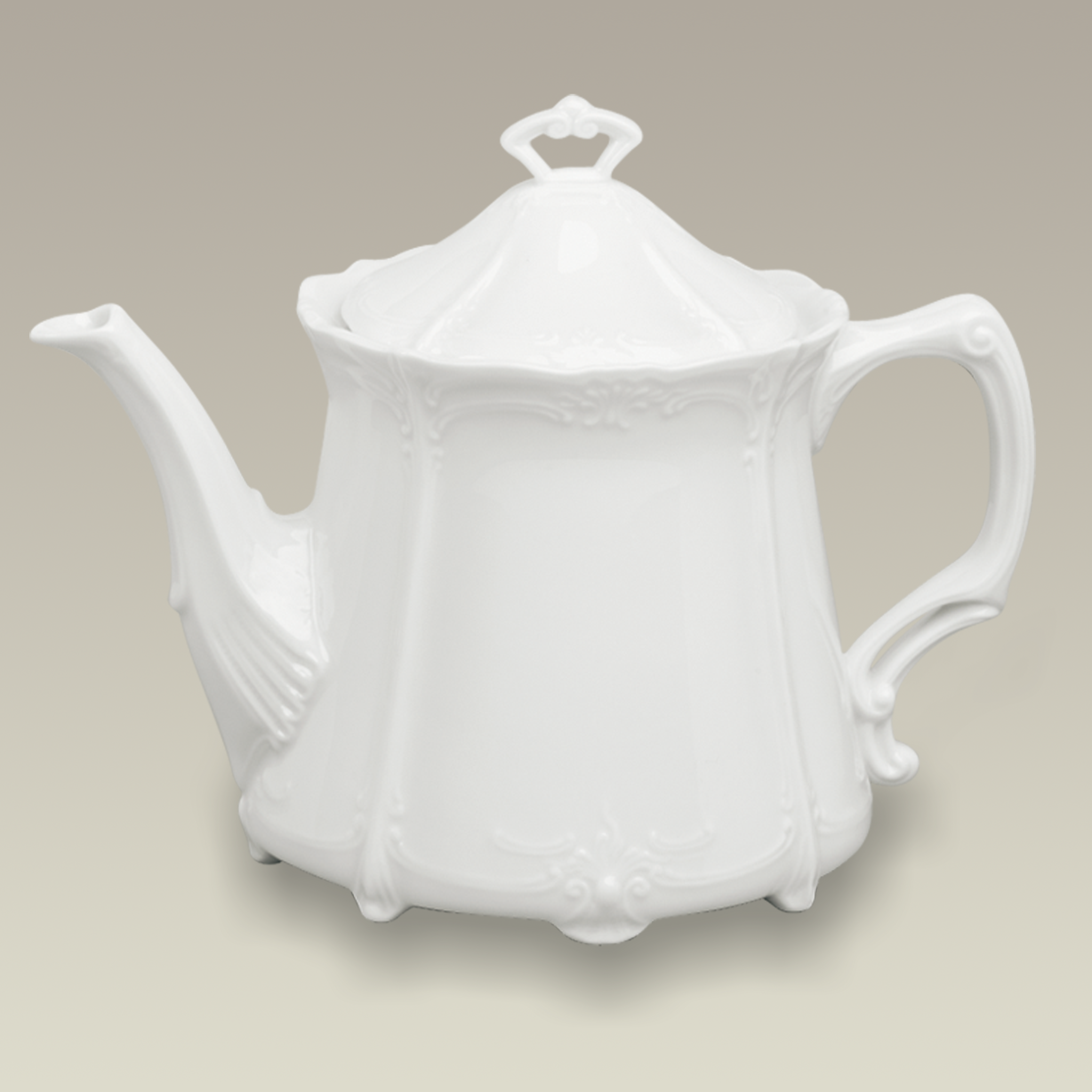 Baroness Scrolled Teapot, 39 oz.