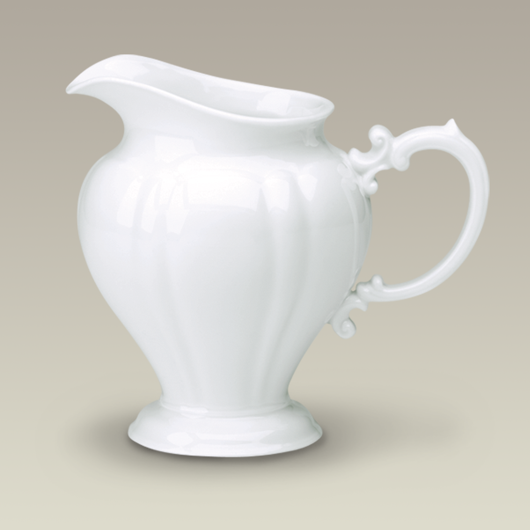 Scalloped Pitcher, 32 oz., 7" high
