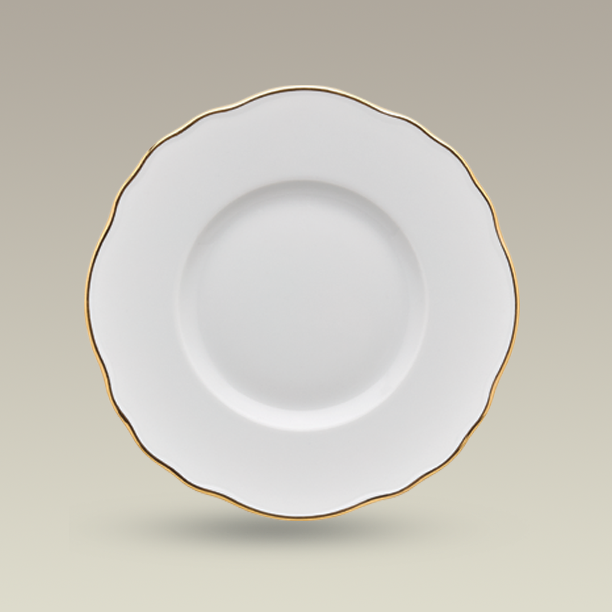 6.5" Scalloped Rim plate with Gold Trim