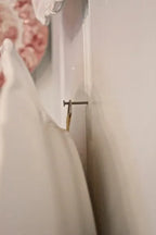 Hang It Up Plate Hanger, 2"