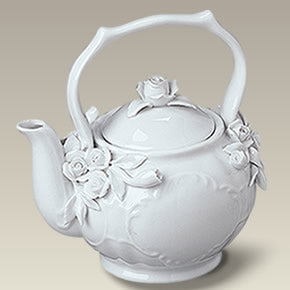 11 oz. Roses Teapot, SELECTED SECONDS