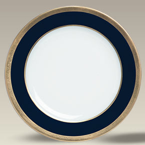 10.5" Porcelain Phoenicia Pattern Plate
